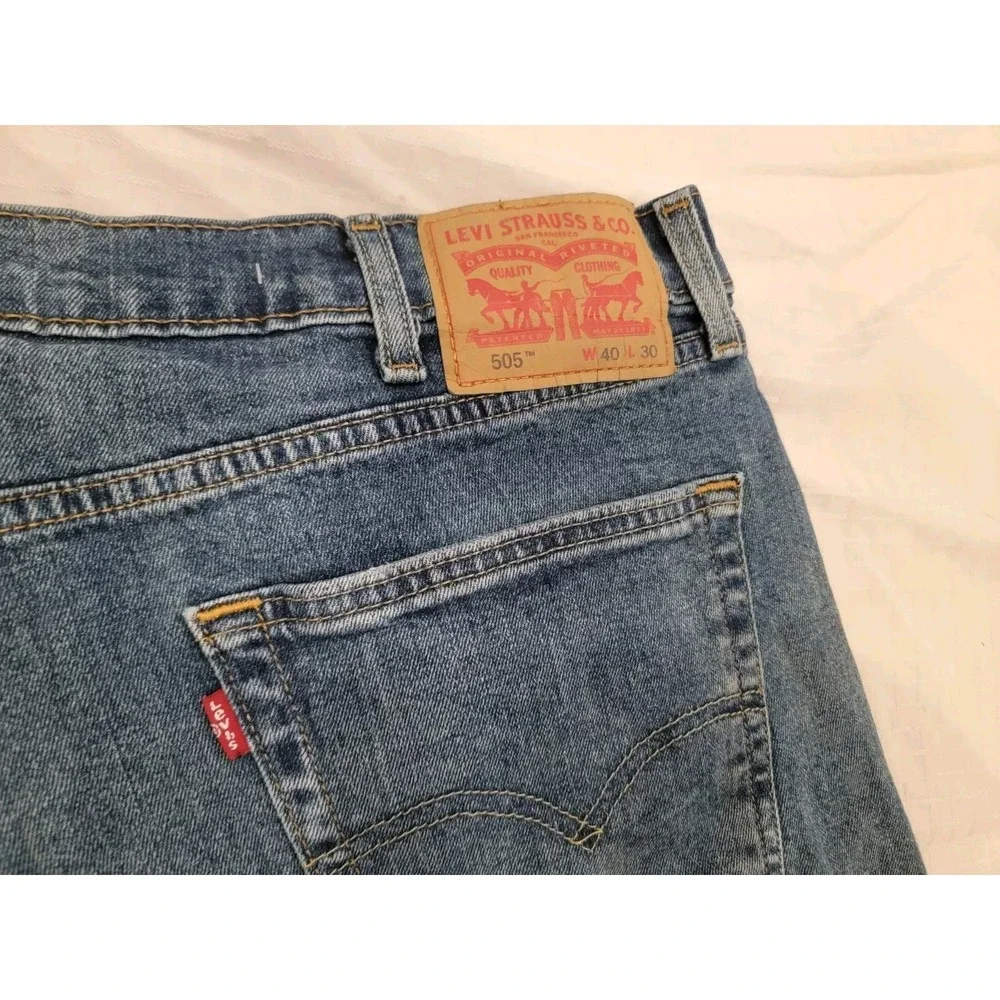 Levi's 505 jeans - Regular fit Straight‎ Leg - 40x30 Medium Wash, work or play
